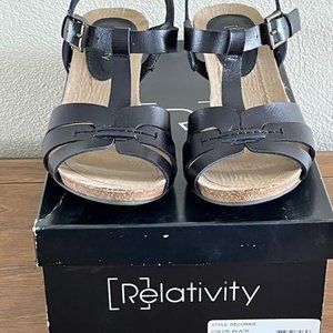 Relativity sandals, size 6.5, black